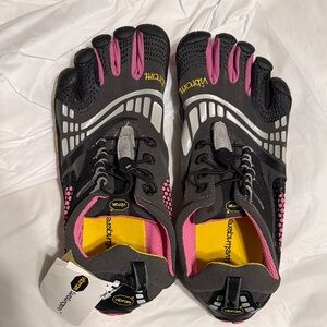 Vibram Women's Black and Pink Athletic FiveFingers